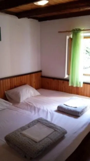 Robinson House With Sea View, Terrace Villa Tkon