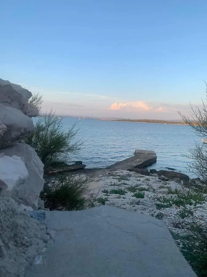 Holiday home Robinson House With Sea View, Terrace Villa Tkon Croatia